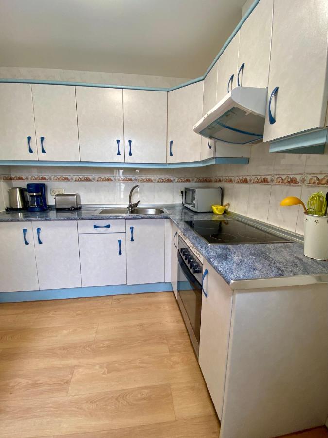 Apartamento Om Con Piscina Y Vistas Al Mar Lejlighed Costa Teguise Eksteriør billede